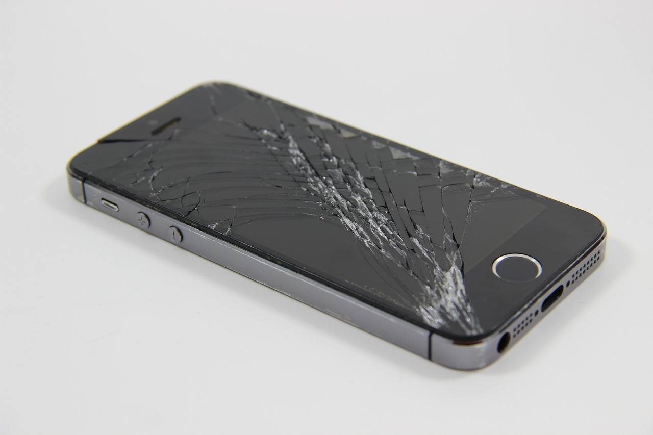 Billig iPhone reparation i København redder din iPhone